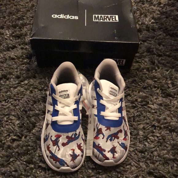 adidas lite racer spider man